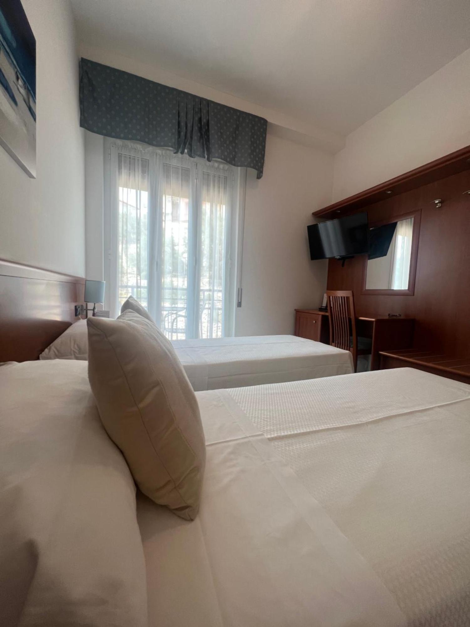 Hotel Noris Finale Ligure Eksteriør bilde
