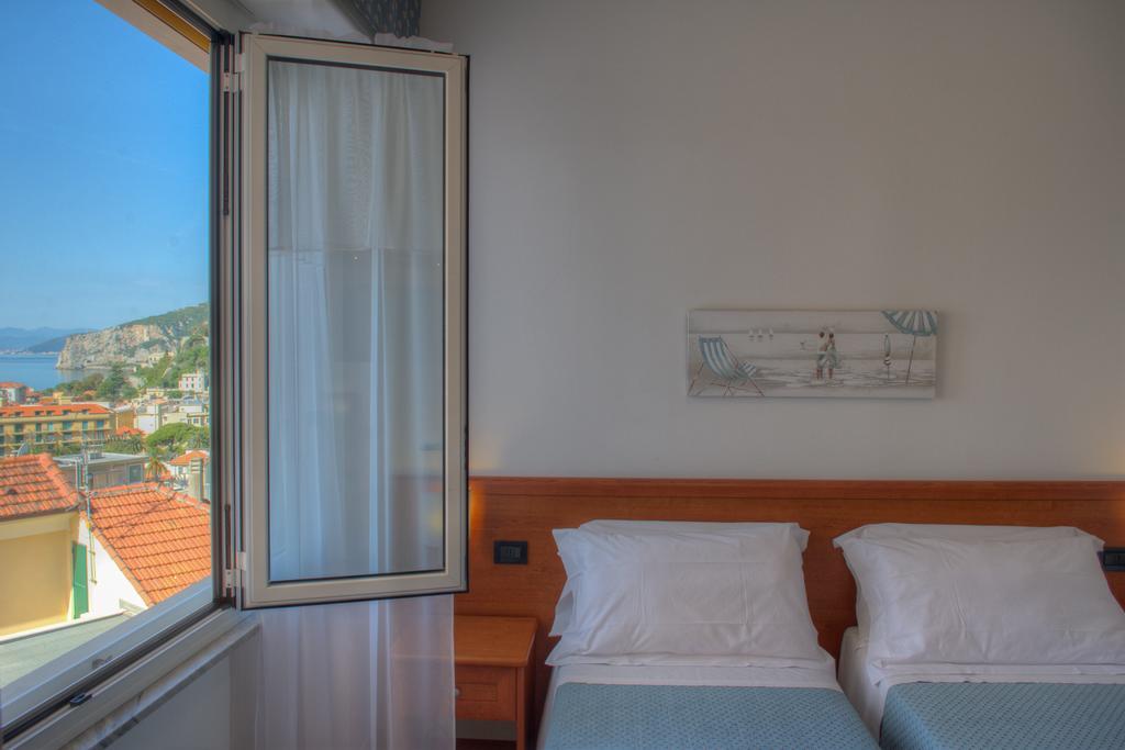Hotel Noris Finale Ligure Eksteriør bilde