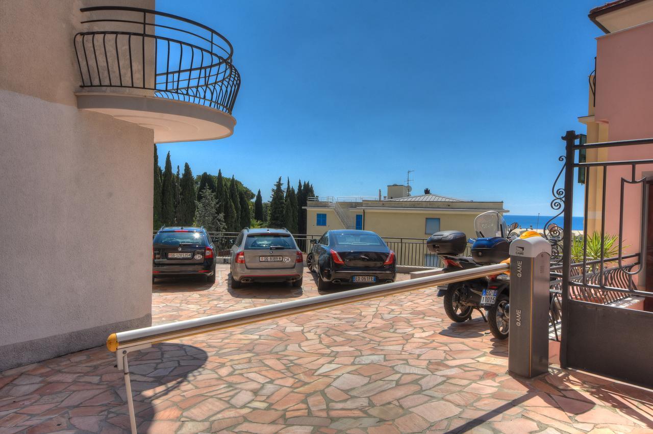 Hotel Noris Finale Ligure Eksteriør bilde